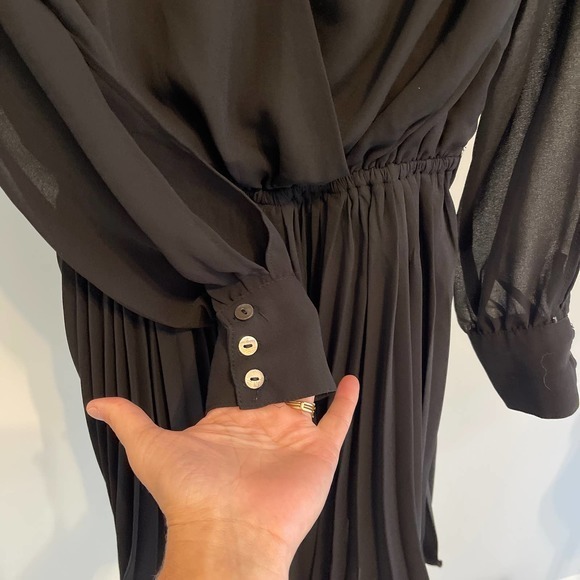 Double Zero Black Long Sleeve Cold Shoulder‎ Dressy Romper Small - Picture 7 of 13